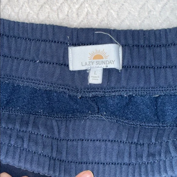 Sweatpants - Picture 2 of 5